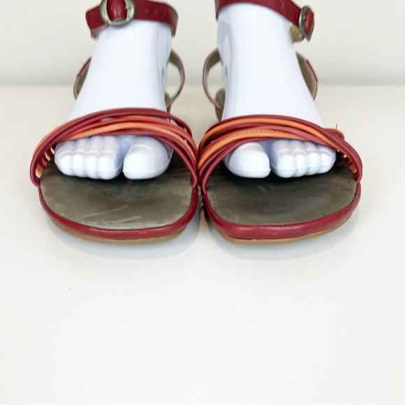 Keen Women’s Emerald City Red Sandal Size 10 - Picture 2 of 8